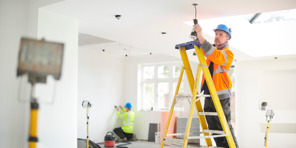 Fiberglass Merdivenlerle İş Güvenliğinizi Nasıl Artırabilirsiniz?